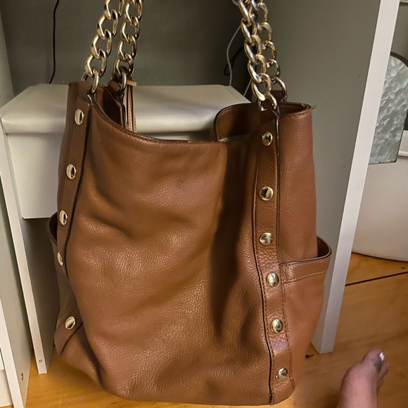 One of a kind authentic Micheal Kors purse. - Picture 2 of 4